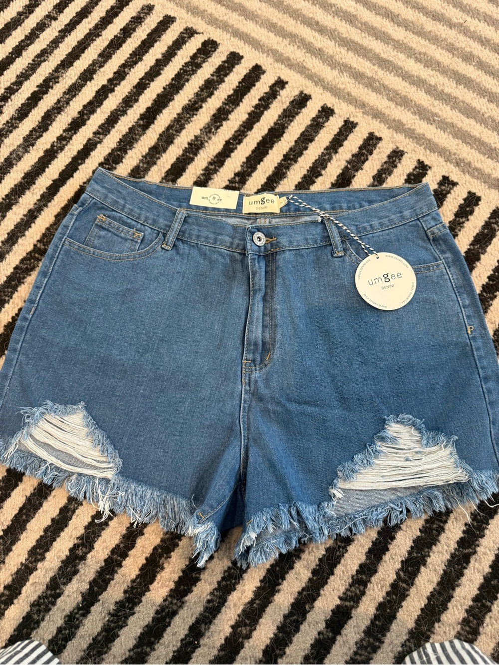 Umgee Medium Blue Distressed Frayed Hem Denim Shorts